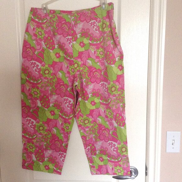 Briggs Women's Capri Cropped Pants Size 14W Pink Green Floral High Rise Stretch - Picture 1 of 7